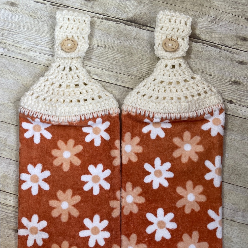 Two Crochet Top Hanging Hand Towels Daisies Burnt Orange&Peach Single Thick
